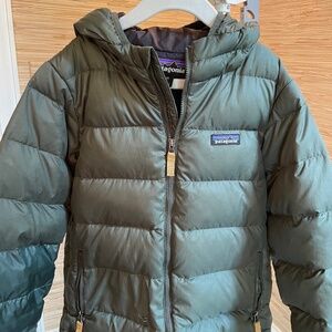 Patagonia Hi-Loft Down Sweater Hoodie Boys Size XS